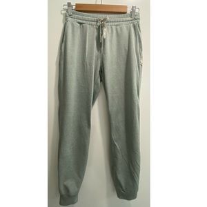 Vuori Performance Joggers - Light Heathered Green